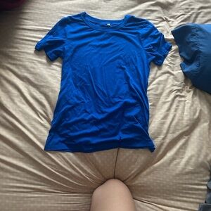 Amazon Essentials Women's Short Sleeve Tee - Blue